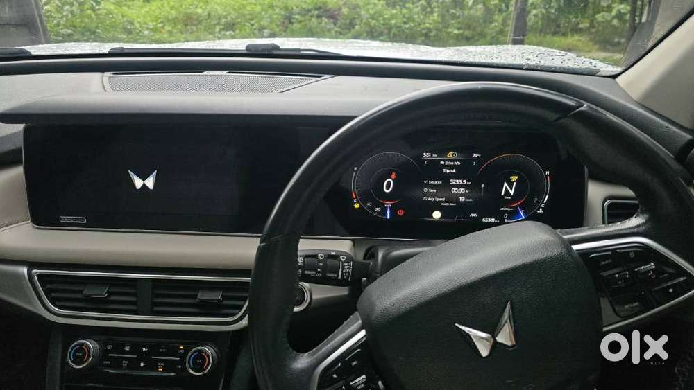 Mahindra Xuv700 2.2 Ax 7 Diesel Mt Str, 2023, Diesel