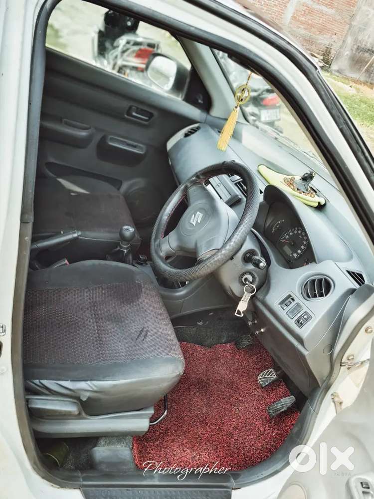 Maruti Suzuki Swift 2009 Petrol 90000 Km Driven