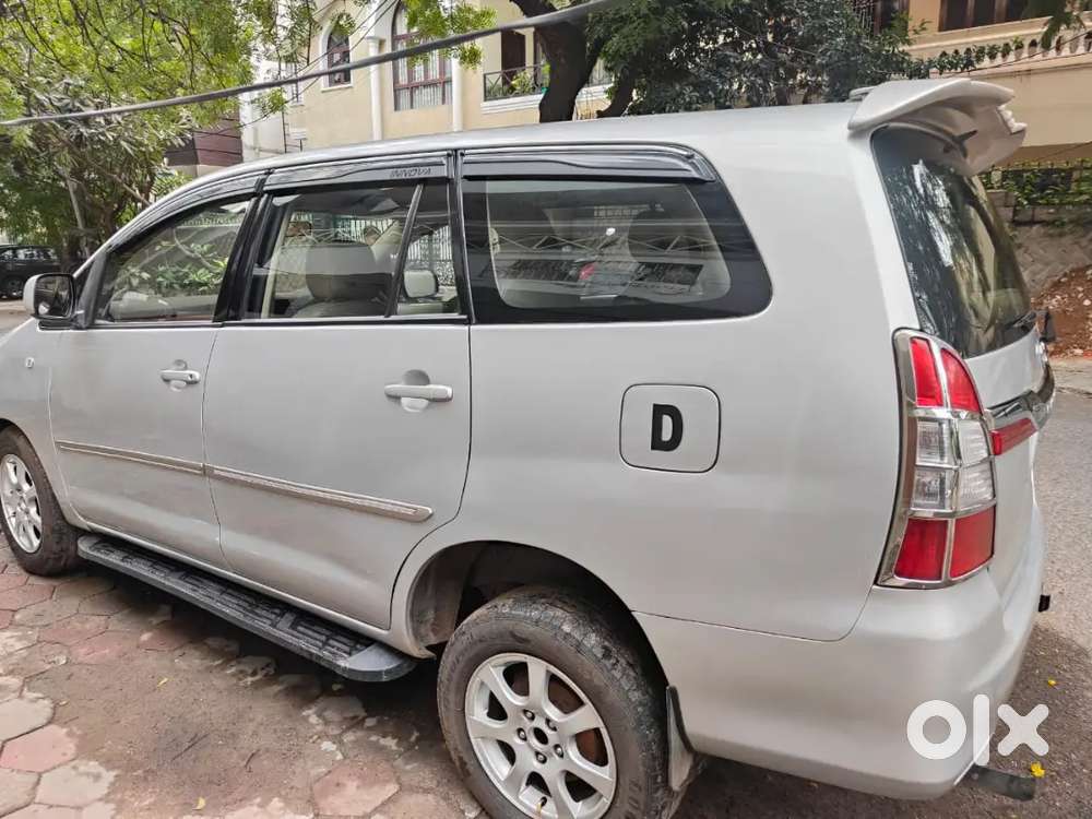 Toyota Innova 2006 Diesel Well Maintained Valid 2030