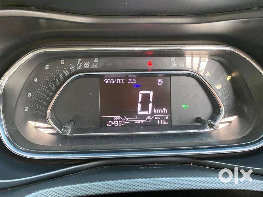 Tata Nexon 1.2 Revotron Xz Plus Dual Tone, 2020, Petrol