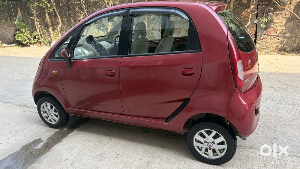 Tata Nano Genx Xta, 2015, Petrol
