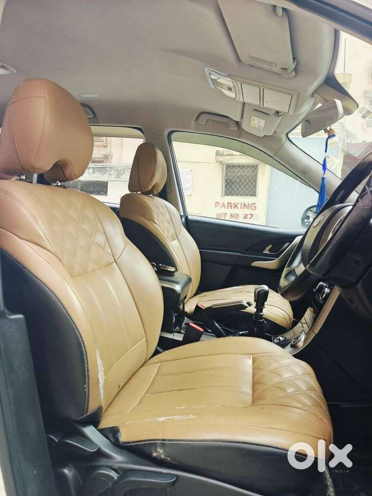 Mahindra Xuv500 W7, 2020, Diesel