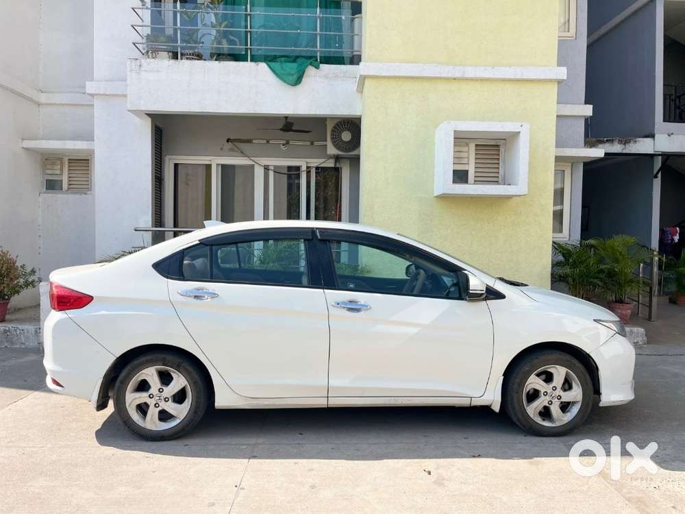 Army Officer Owned Single Hand Driven White Honda City Diesel