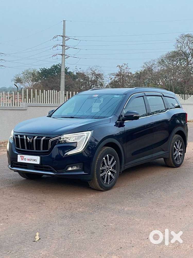 Mahindra Xuv700 Ax7l 6 Str At, 2025, Petrol