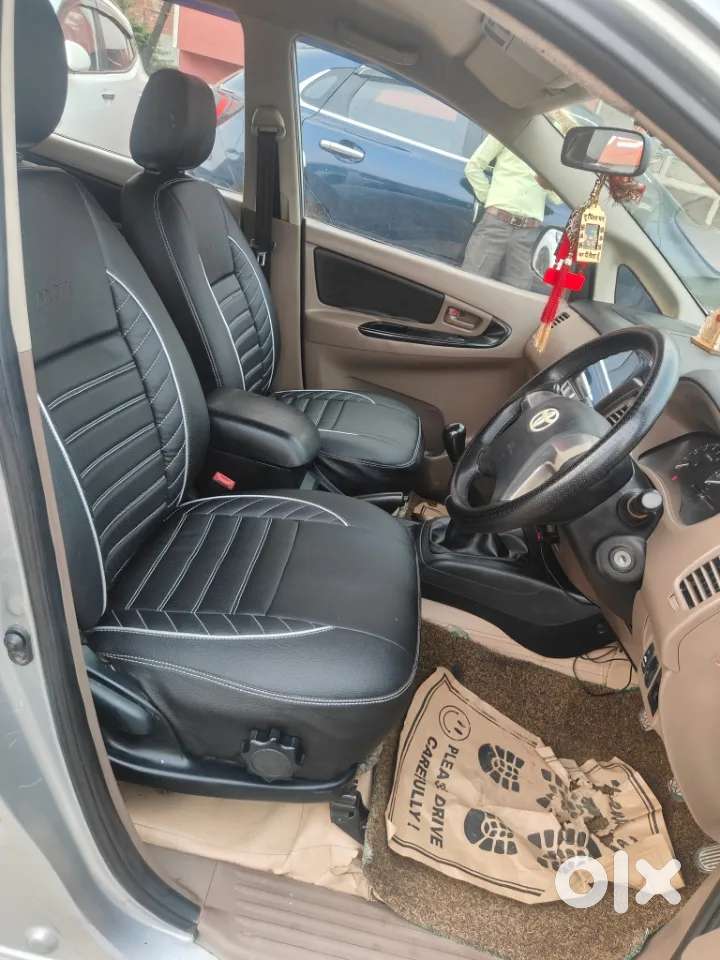 Toyota Innova 2.5 Gx (diesel) 7 Seater Bs Iv, 2015, Diesel