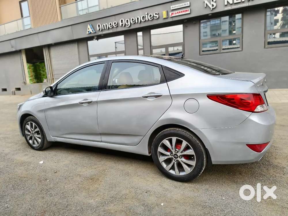 Hyundai Verna 2015