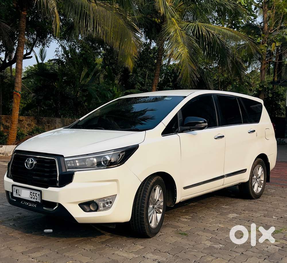 Toyota Innova Crysta 2018/6 2.8 Z At Diesel 105000 Km Driven