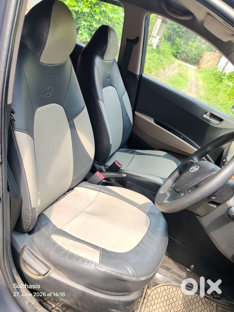 Hyundai Grand I10 Sportz, 2015, Petrol
