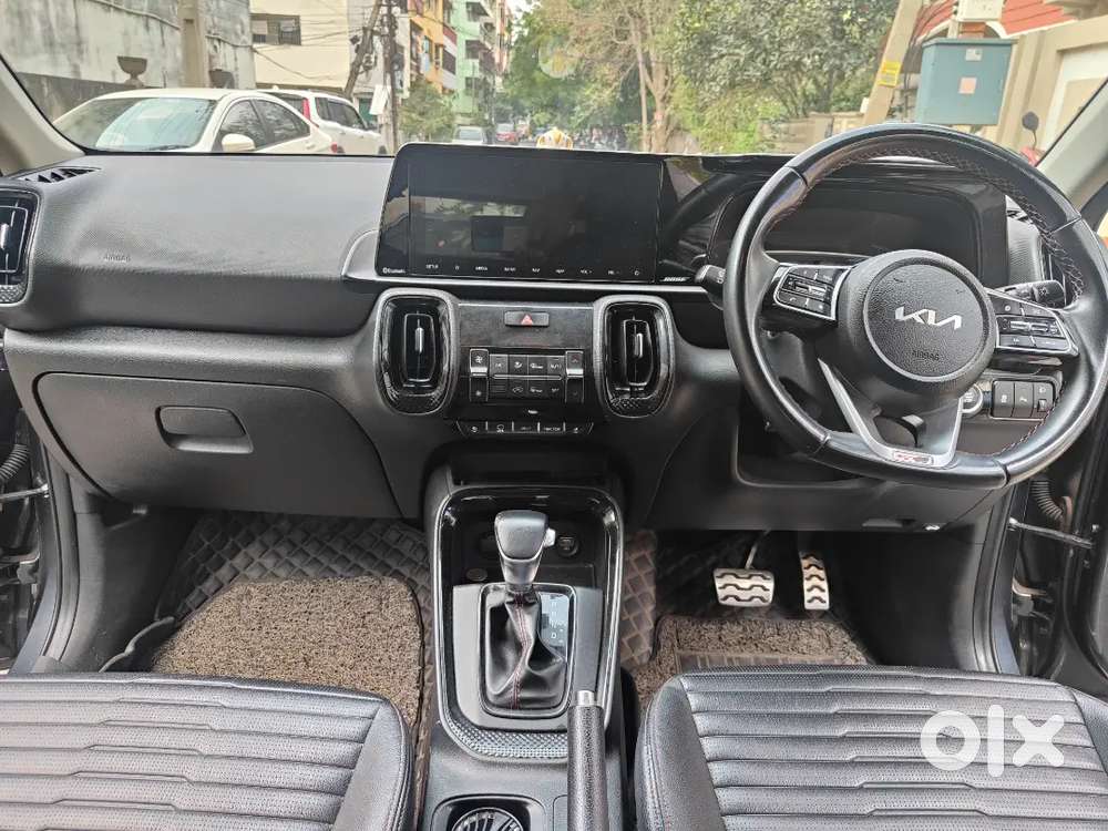 Kia Sonet G.t Line 1.5 Engine 2022 Diesel Automatic Sunroof 6 Airbags