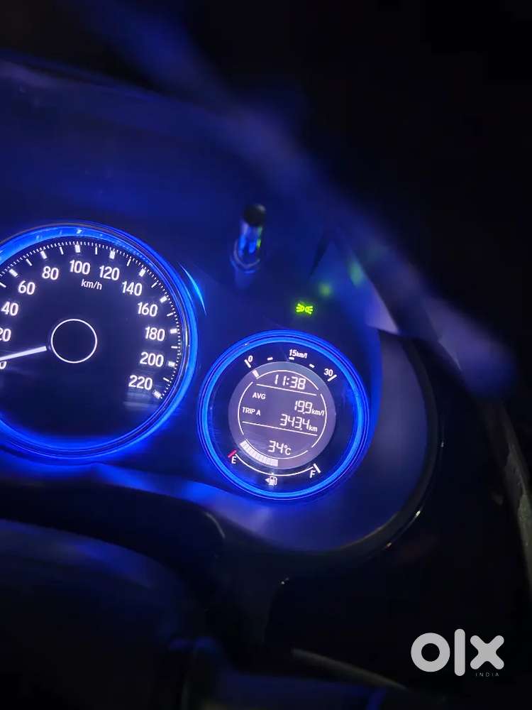 Honda City Vx Cvt 2016 – Excellent Condition