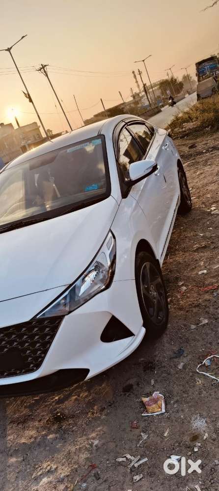 Hyundai Verna 1.5 Petrol 2022