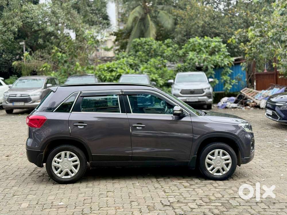 Maruti Suzuki Brezza Vxi At, 2023, Petrol