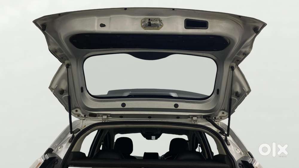Tata Nexon 1.2 Revotron Xe, 2018, Petrol