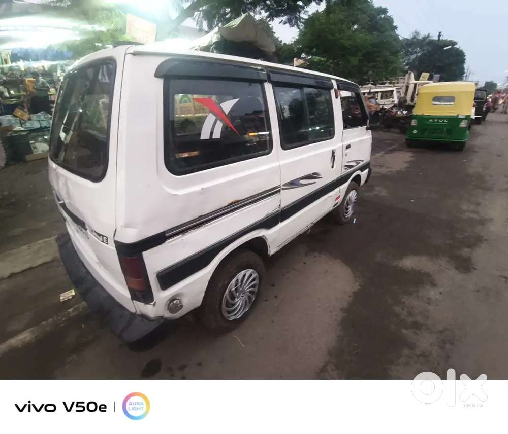 Maruti Suzuki Omni 5-seater 2010