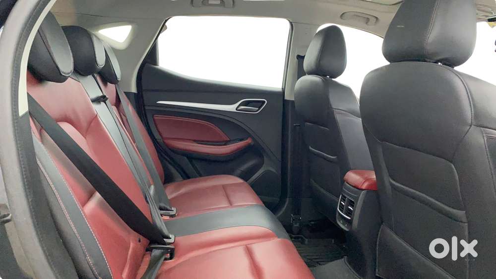 Mg Astor 1.3 Savvy Turbo At S Red, 2023, Petrol