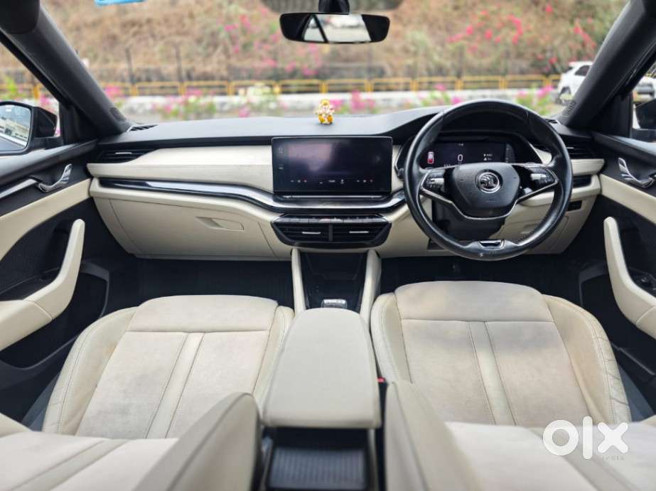 Skoda Octavia 2.0 L K Tsi At, 2022, Petrol