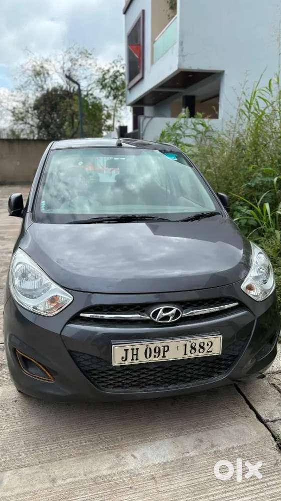 Hyundai I10 Petrol 27810 Km Driven