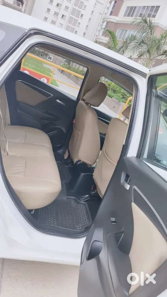 Spinny And Dealers Don't Call Family Used Car Well Maintained