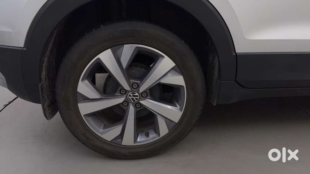 Volkswagen Taigun Topline 1.0 Tsi At (electric Seats), 2021, Petrol