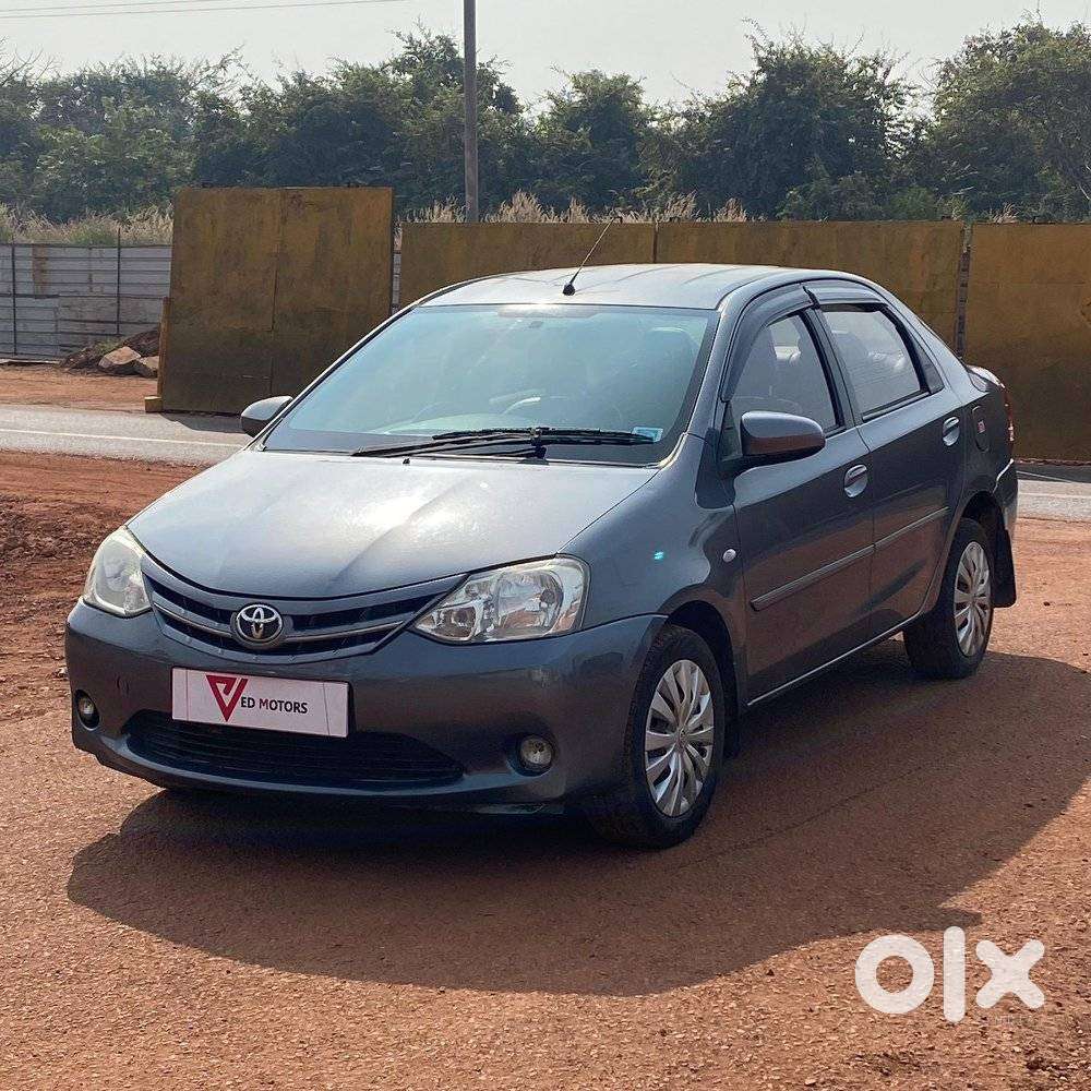 Toyota Etios, 2013, Petrol