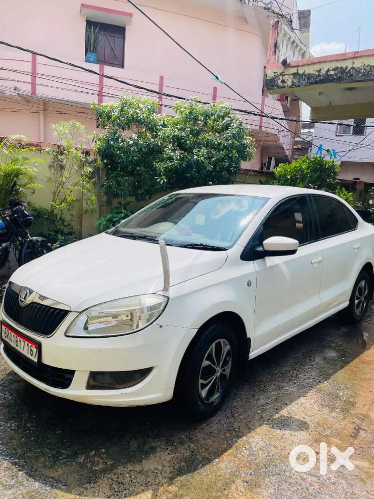 Skoda Rapid 1.6 Active 2015