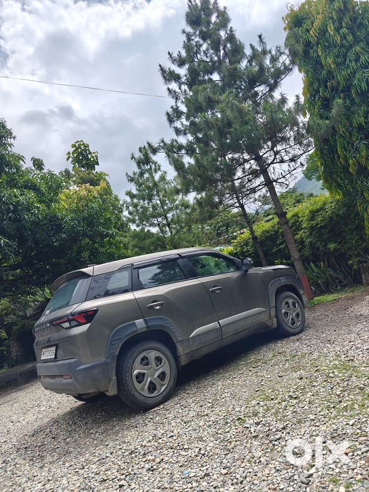 Maruti Brezza Lxi 2025