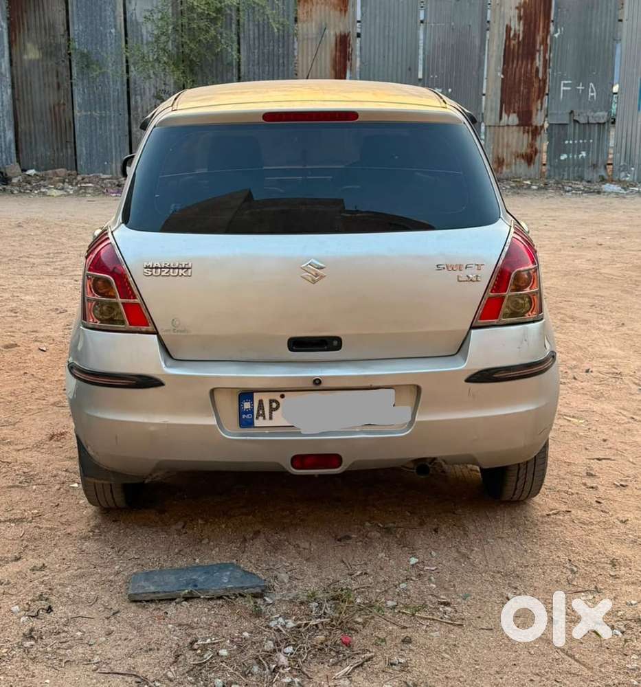 Maruti Suzuki Swift 2010 Petrol