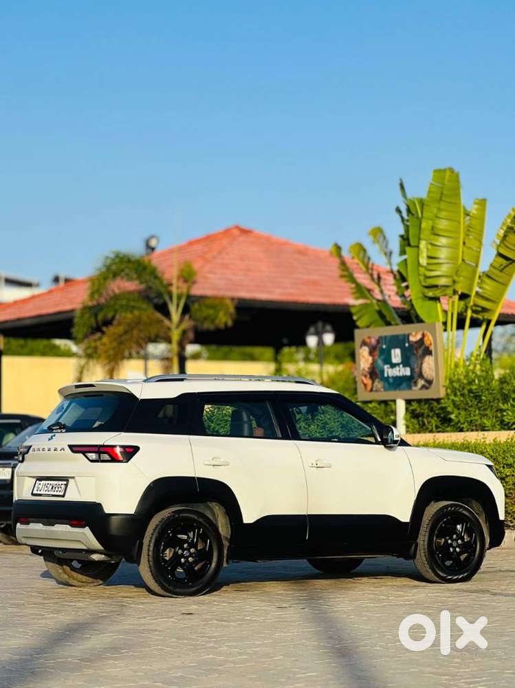 Maruti Suzuki Vitara Brezza 1.5 Zxi, 2023, Cng & Hybrids
