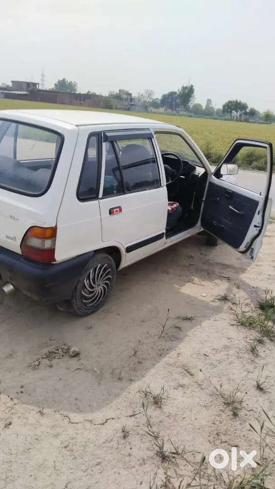 Maruti 800.
