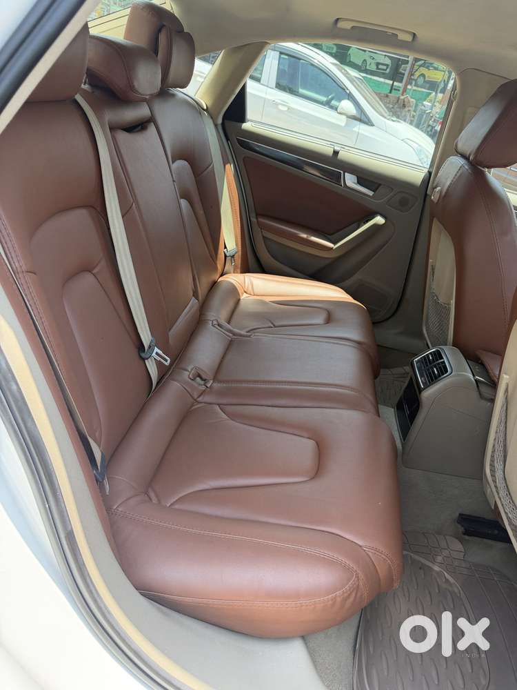 Audi A4 2.0 Tdi Premium With Sunroof, 2012, Diesel