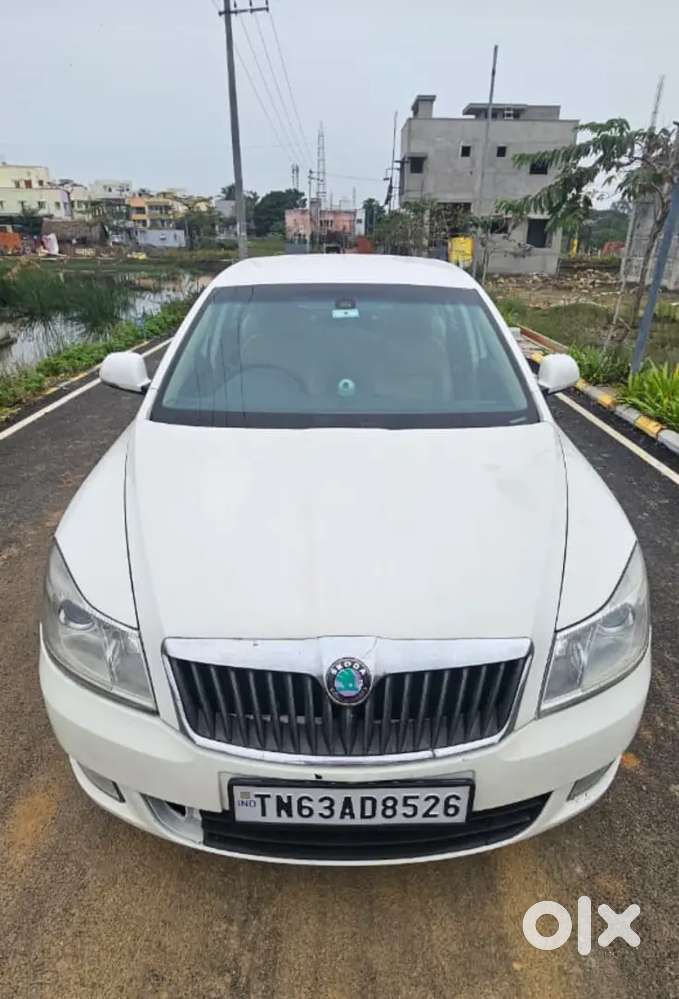Skoda Laura 2013 Diesel 93000 Km Driven