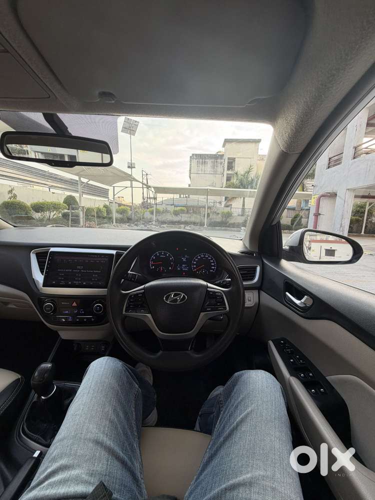 Hyundai Verna 1.6 Vtvt Sx, 2017, Petrol