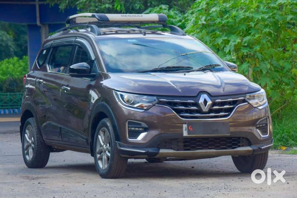 Renault Triber Rxz, 2023, Petrol