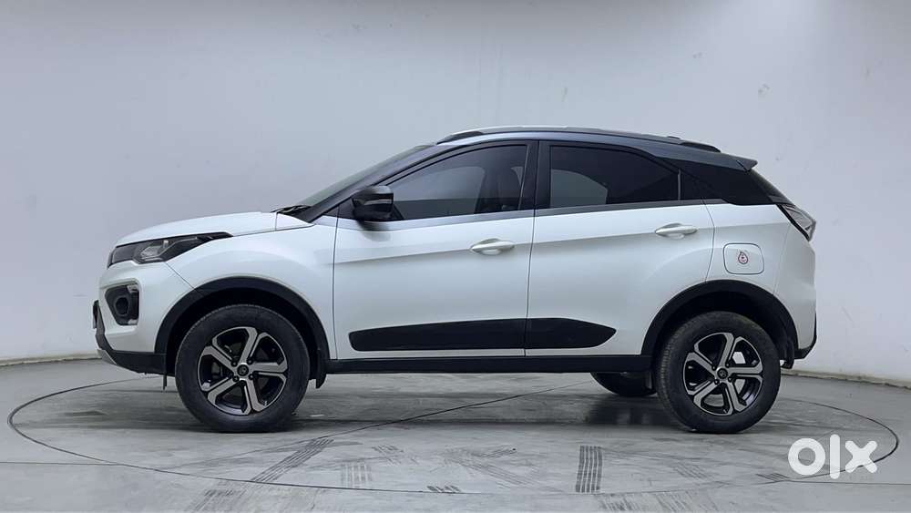 Tata Nexon 1.2 Revotron Xza Plus (o) Dual Tone, 2022, Petrol