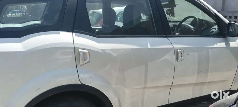 Mahindra Xuv500 2019 Diesel 99000 Km Driven