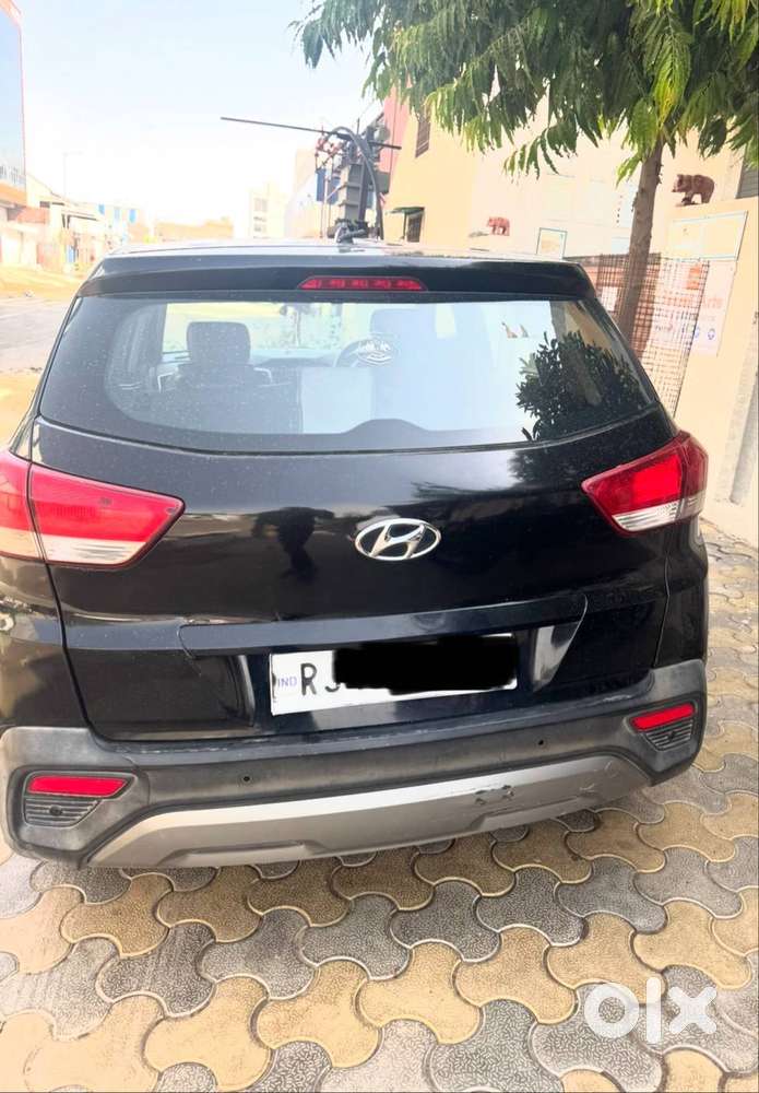 Hyundai Creta 2019 Diesel Well Maintained , All 4 New Tyre And Seat Co