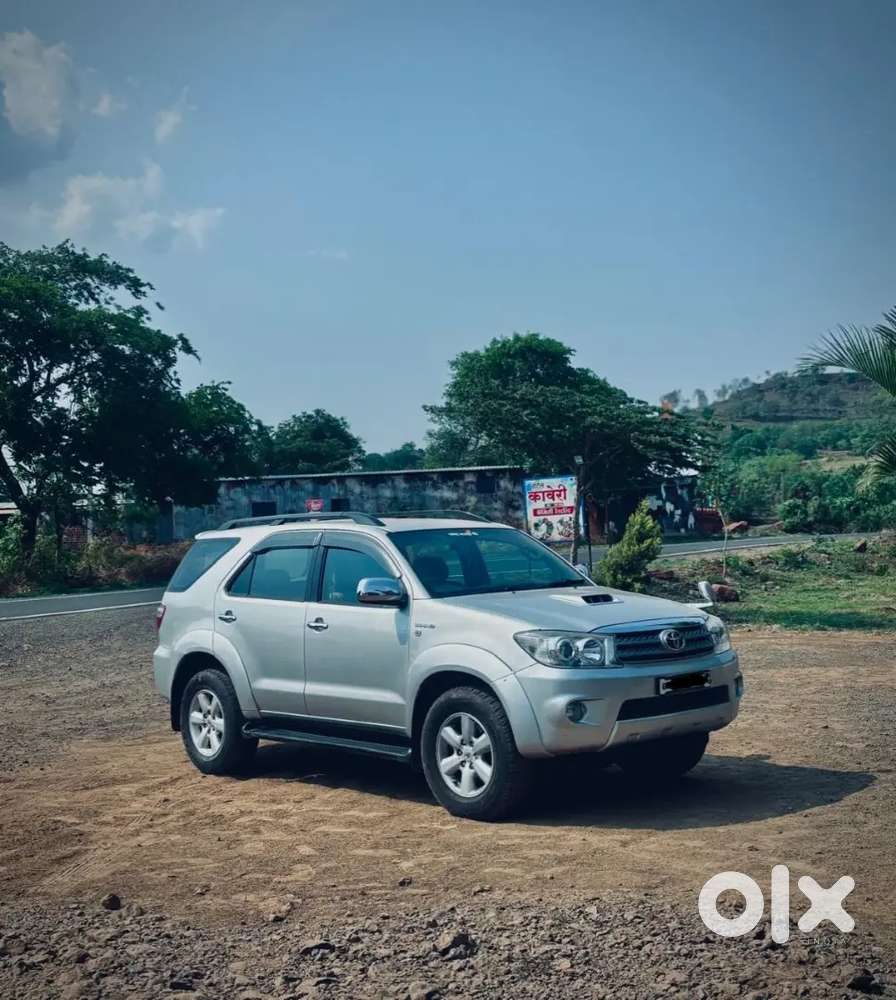 Toyota Fortuner 2011 Diesel 1,33,000  Km Driven