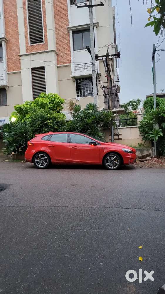 Volvo V40 2016 Diesel Well Maintained