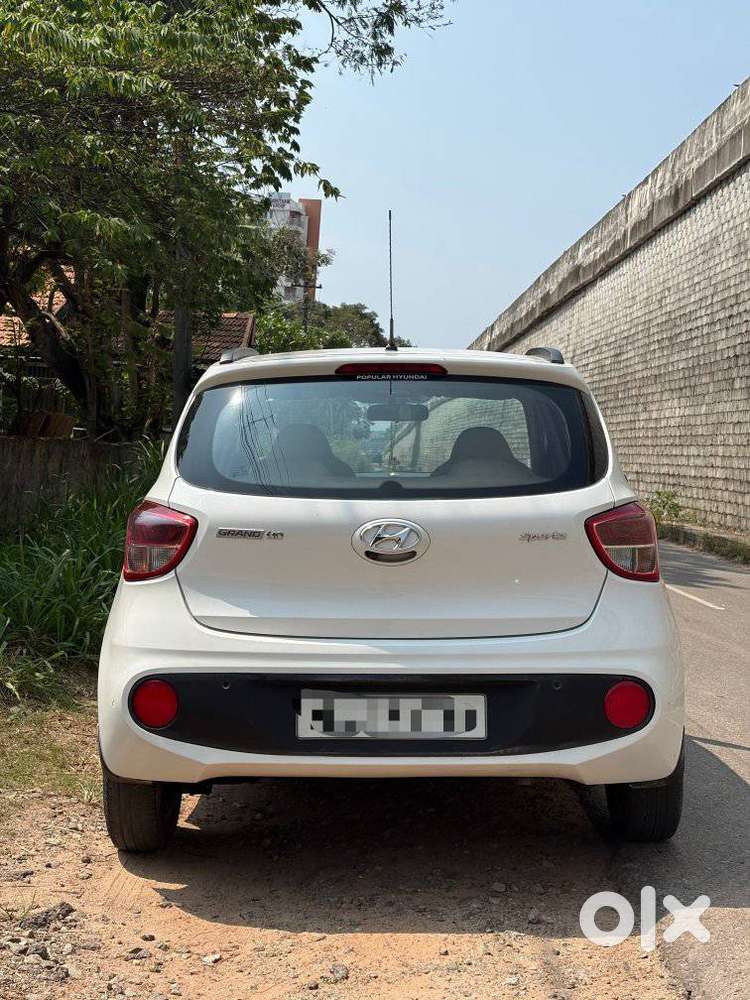 Hyundai Grand I10 1.1 Crdi Sportz, 2018, Petrol