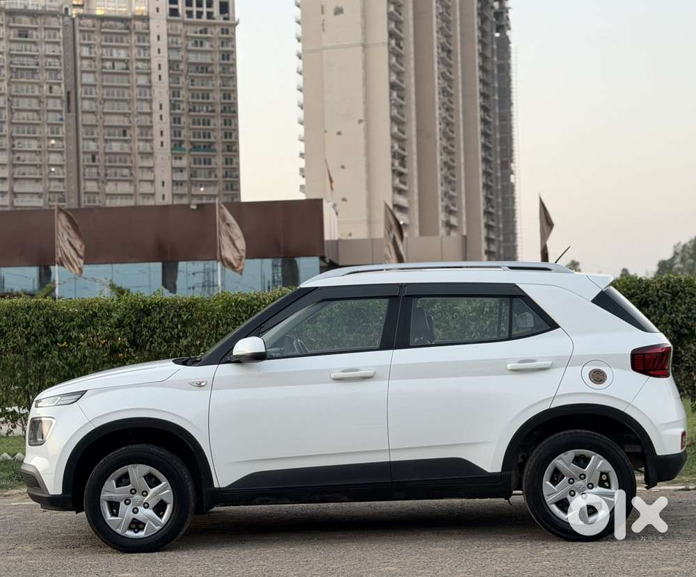 Hyundai Venue S 1.2 Petrol, 2021, Petrol