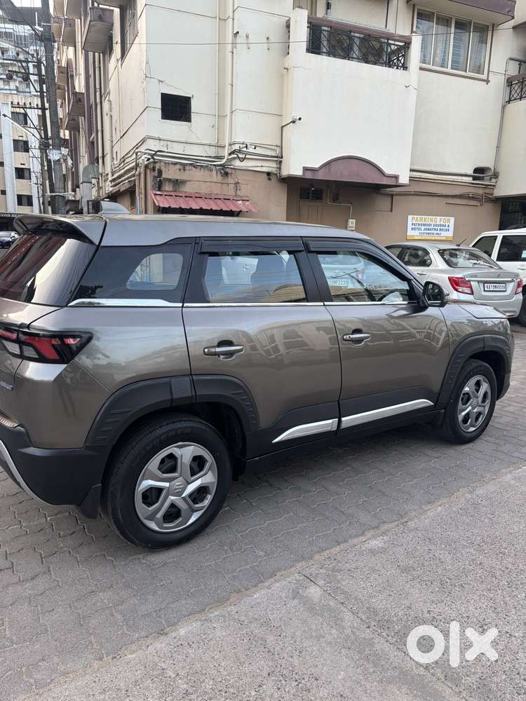 Maruti Suzuki Brezza 1.5 Vxi Smart Hybrid, 2023, Petrol