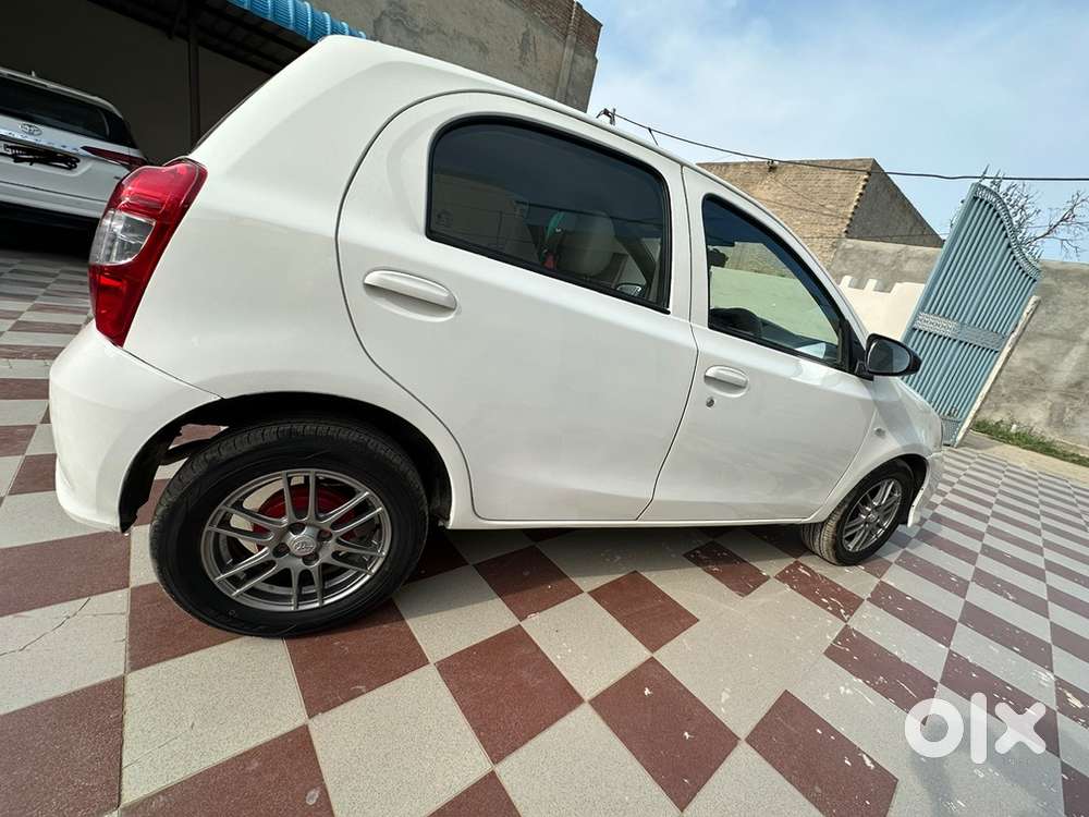 Toyota Etios Liva 2015 Year