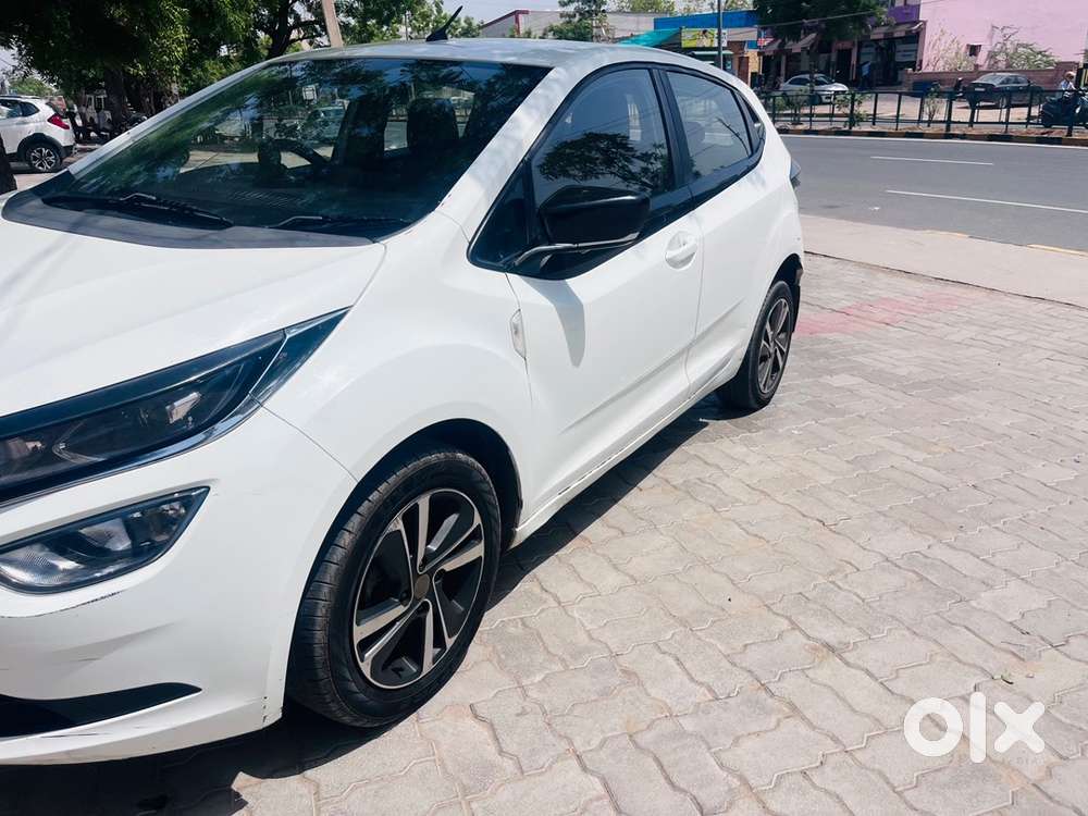 Tata Altroz Petrol 2021 Manual