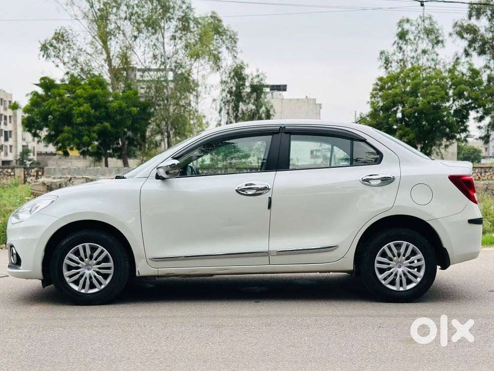 Maruti Suzuki Swift Dzire 1.3 Vxi, 2022, Petrol