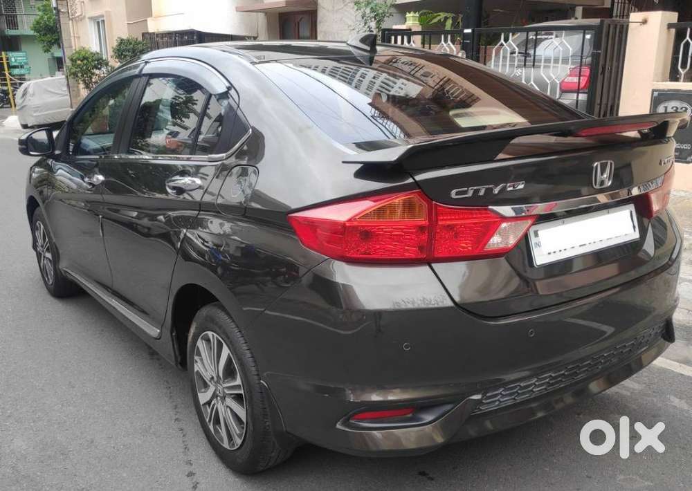 Honda City 1.5 V 4th Gen I-vtec Mt, 2022, Petrol