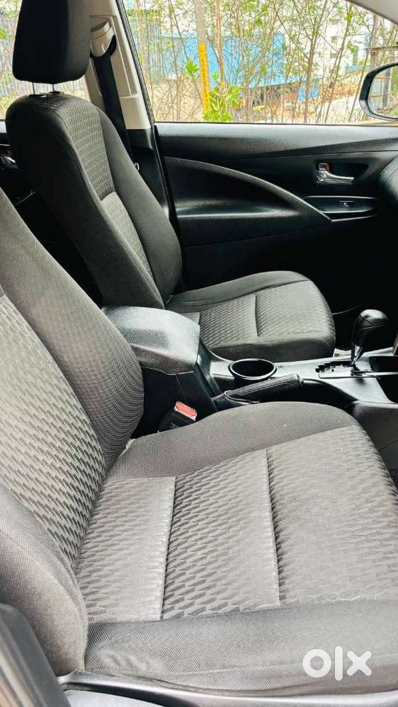 Toyota Innova Crysta 2.8 Gx At, 2017, Diesel
