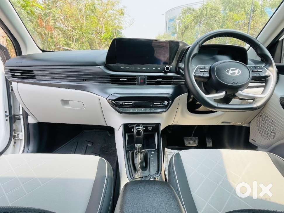 Hyundai I20 Asta (o) 1.2 Ivt, 2024, Petrol