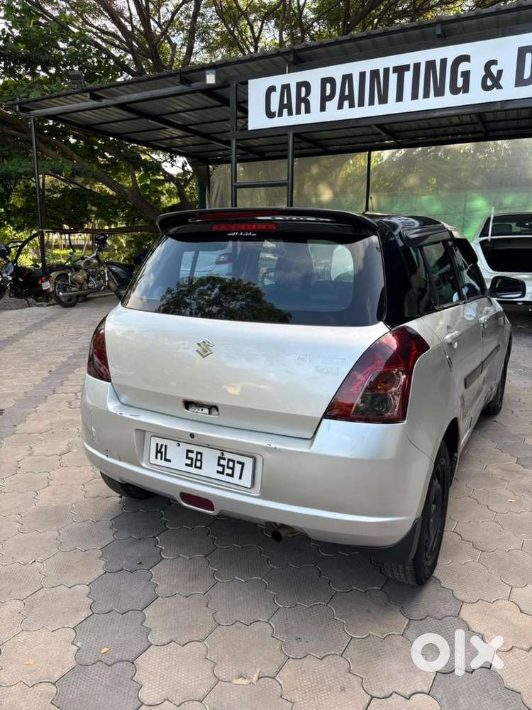 Maruti Suzuki Swift 2006 Petrol Well Maintained