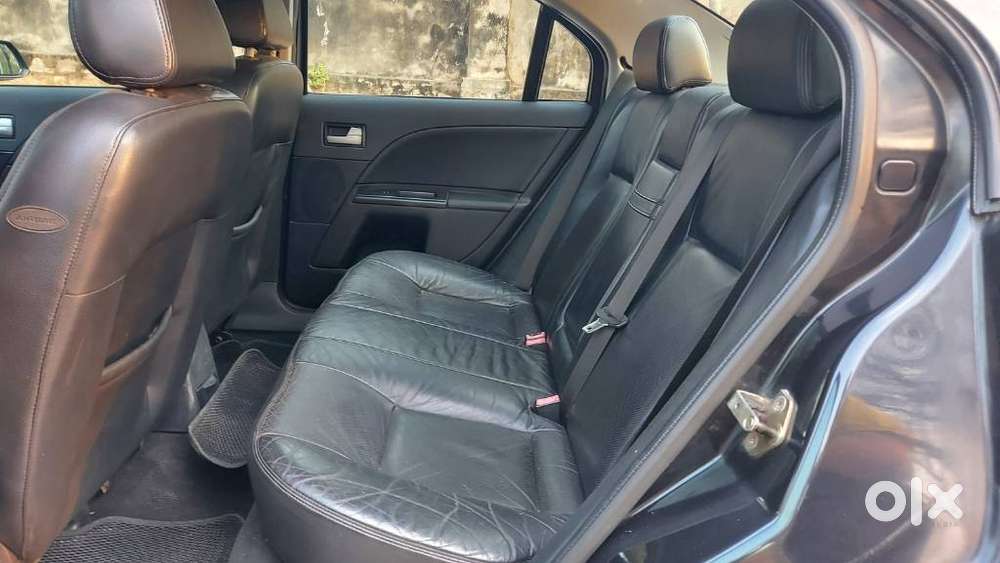 Ford Mondeo 2.0 Ghia Duratec, 2001, Petrol