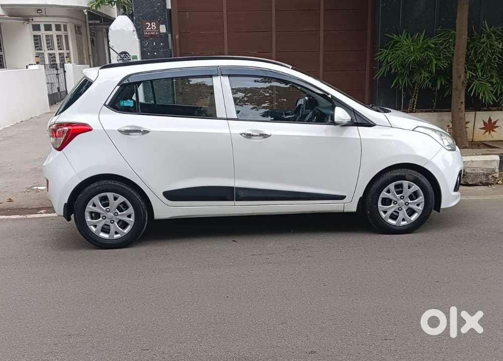 Hyundai Grand I10 1.2 Kappa Sportz Option At, 2014, Petrol